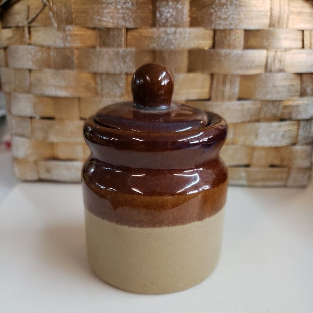 Armbee Taiwan Mini Stoneware Relish Condiment Jar w/ Lid 3  1/4" tall EUC